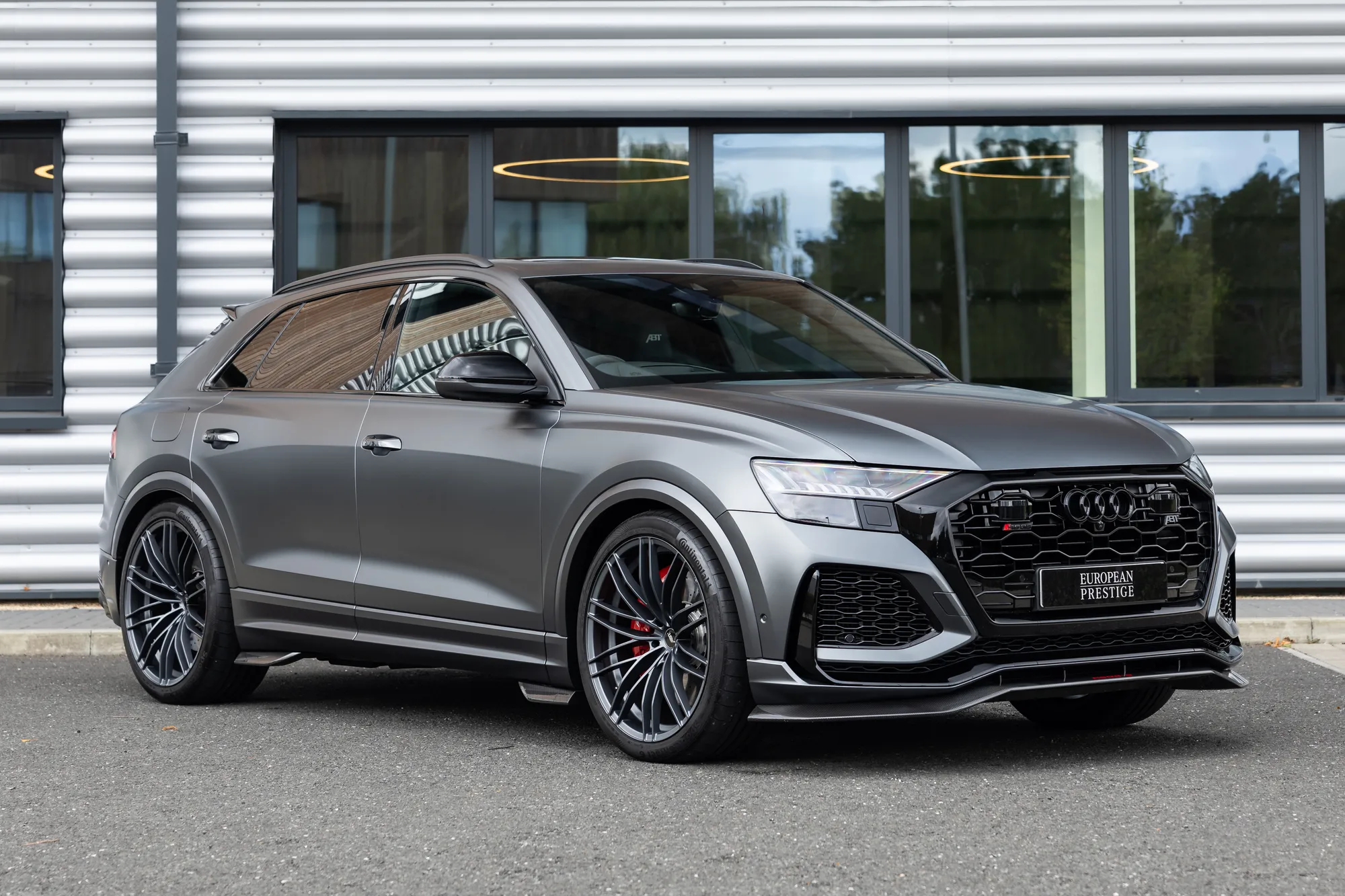 Audi RSQ8 S 2022 - image 1